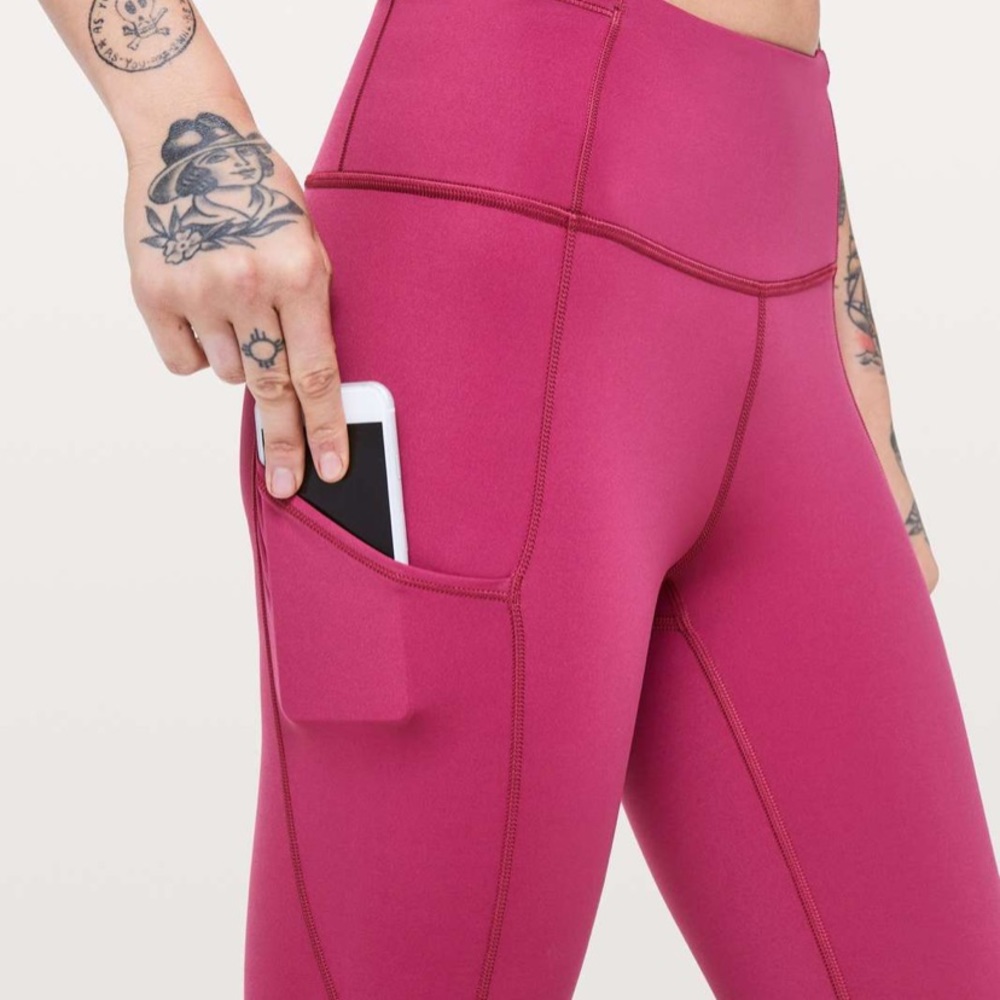 Women’s Fast and Free Lululemon Leggings - Picture 4 of 5